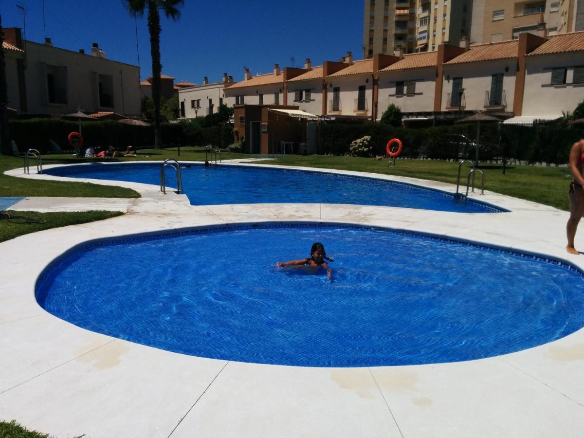 Estudio Con Piscina Y Garaje A 100 Mtr De La Playa Исла-Кристина Экстерьер фото